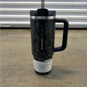 Stanley Black Quencher Tumbler with Handle